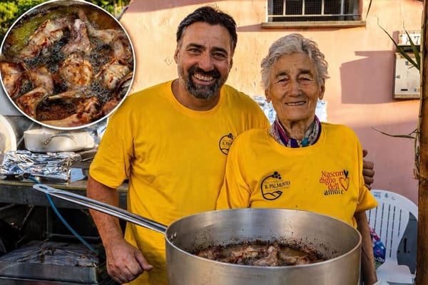 Sagra del Coniglio all'ischitana a Ischia, con i titolari del Nascondiglio dell'Amore